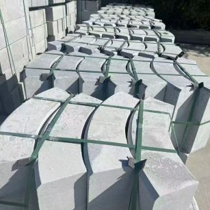 拉萨 芝麻灰弧形路沿石