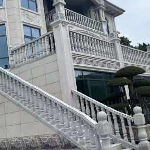 拉萨 芝麻白别墅，栏杆