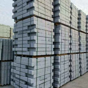 拉萨 路沿石（路侧石），颜色一致，尺寸标准