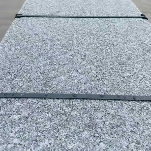 拉萨 芝麻黑火烧面毛板，条板，半成品