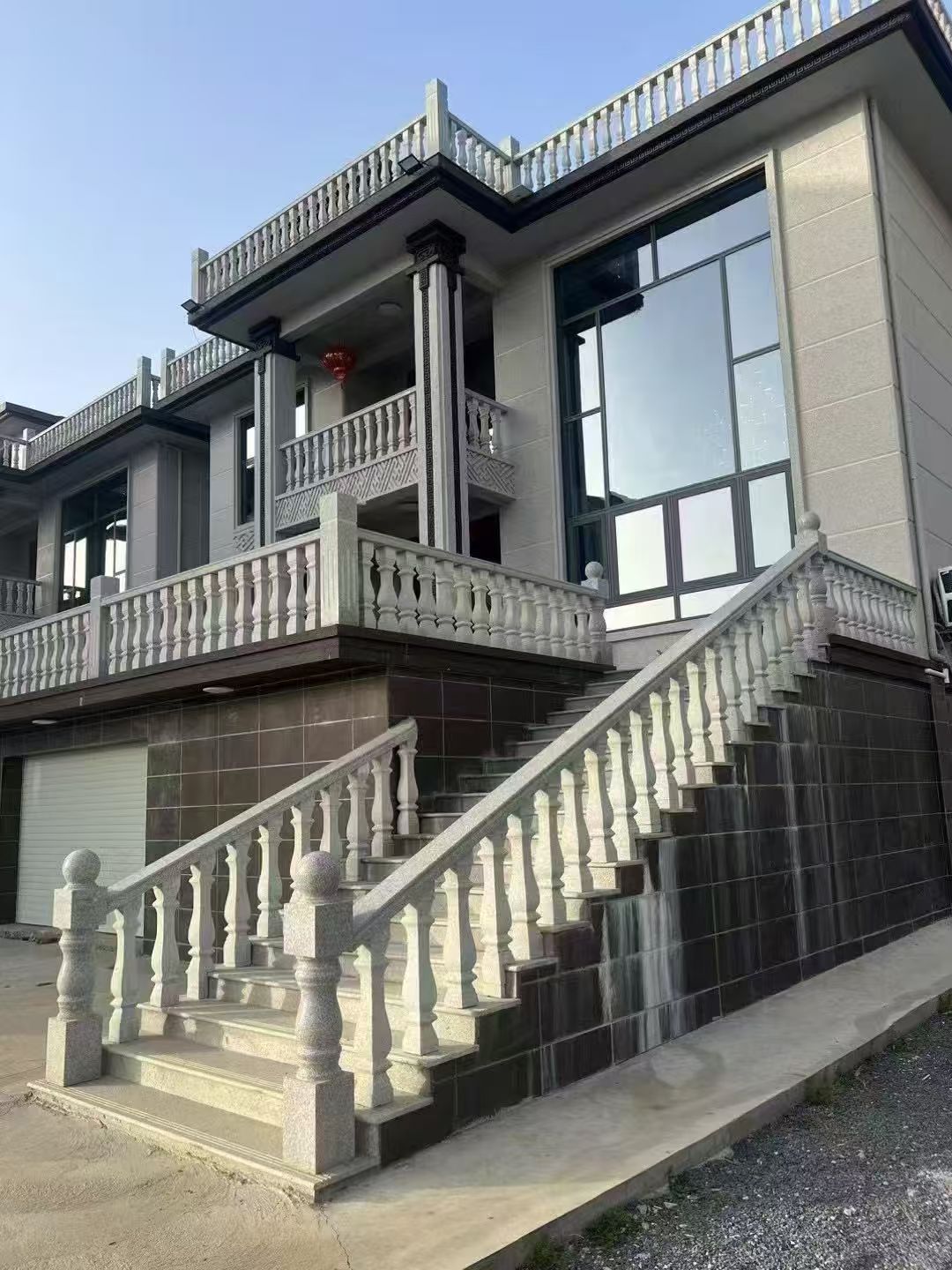 拉萨 芝麻白别墅阳台栏杆，楼梯栏杆