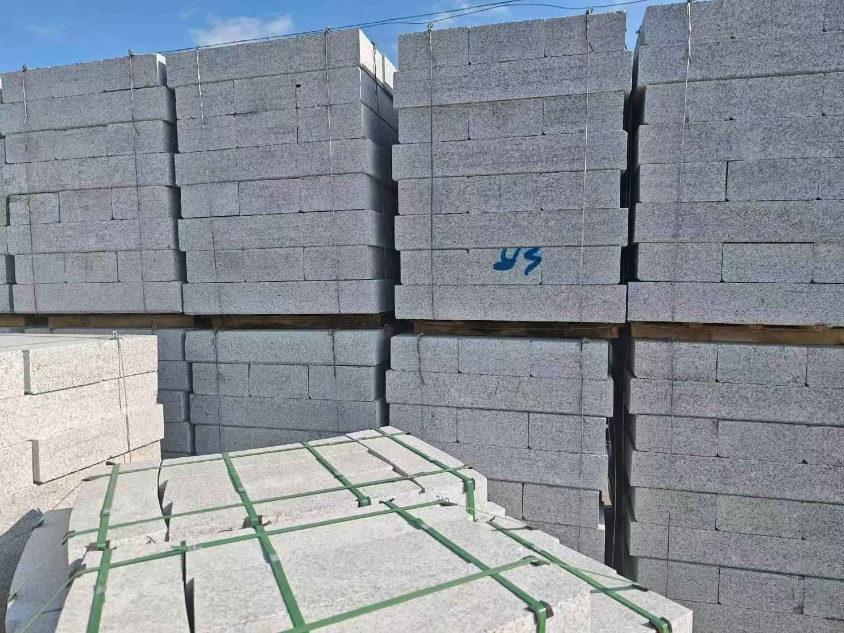 拉萨 路沿石，路侧石-尺寸标准、颜色均匀