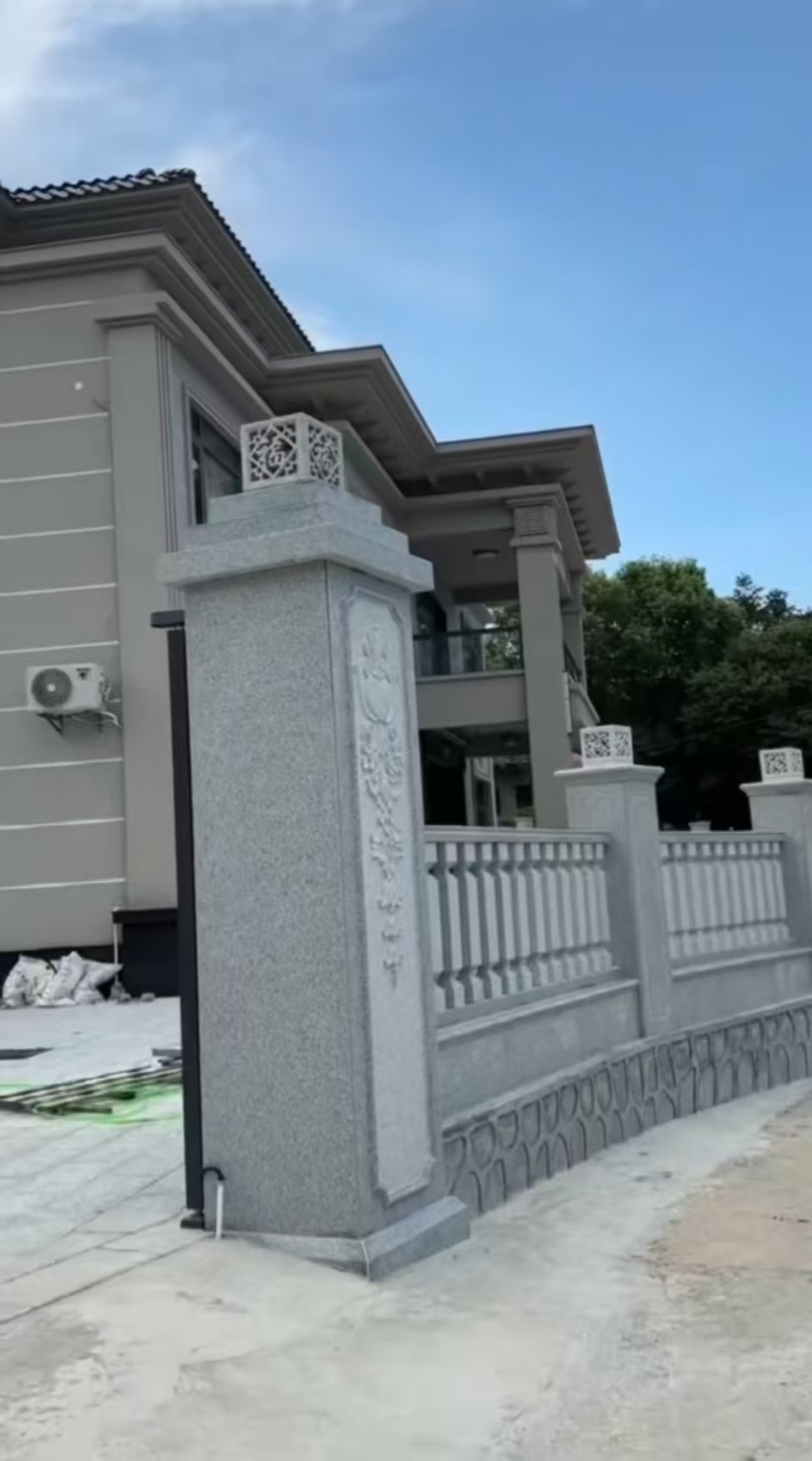 拉萨 芝麻白别墅围墙栏杆，私人订制