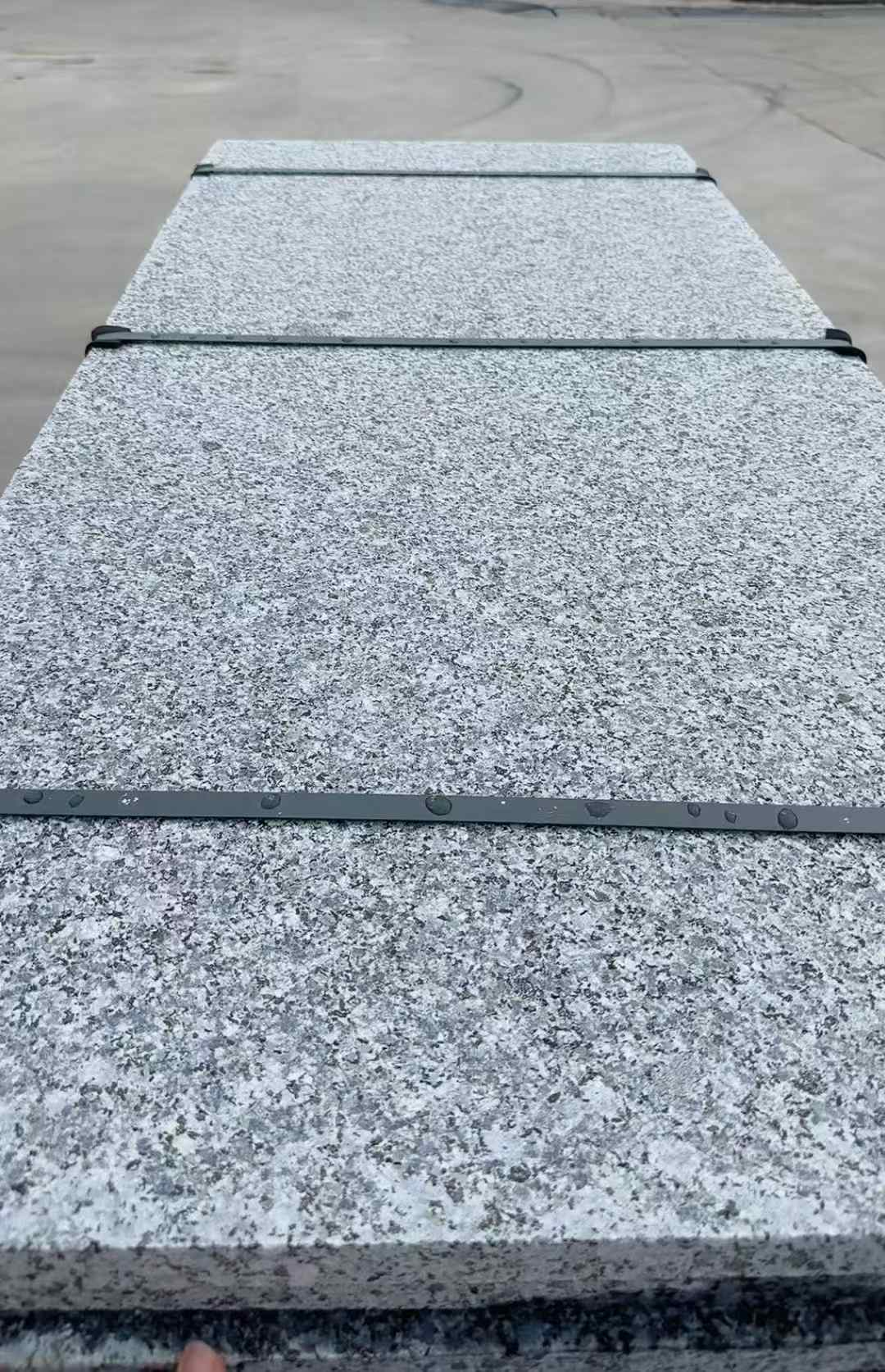 拉萨 芝麻黑火烧面毛板，条板，半成品