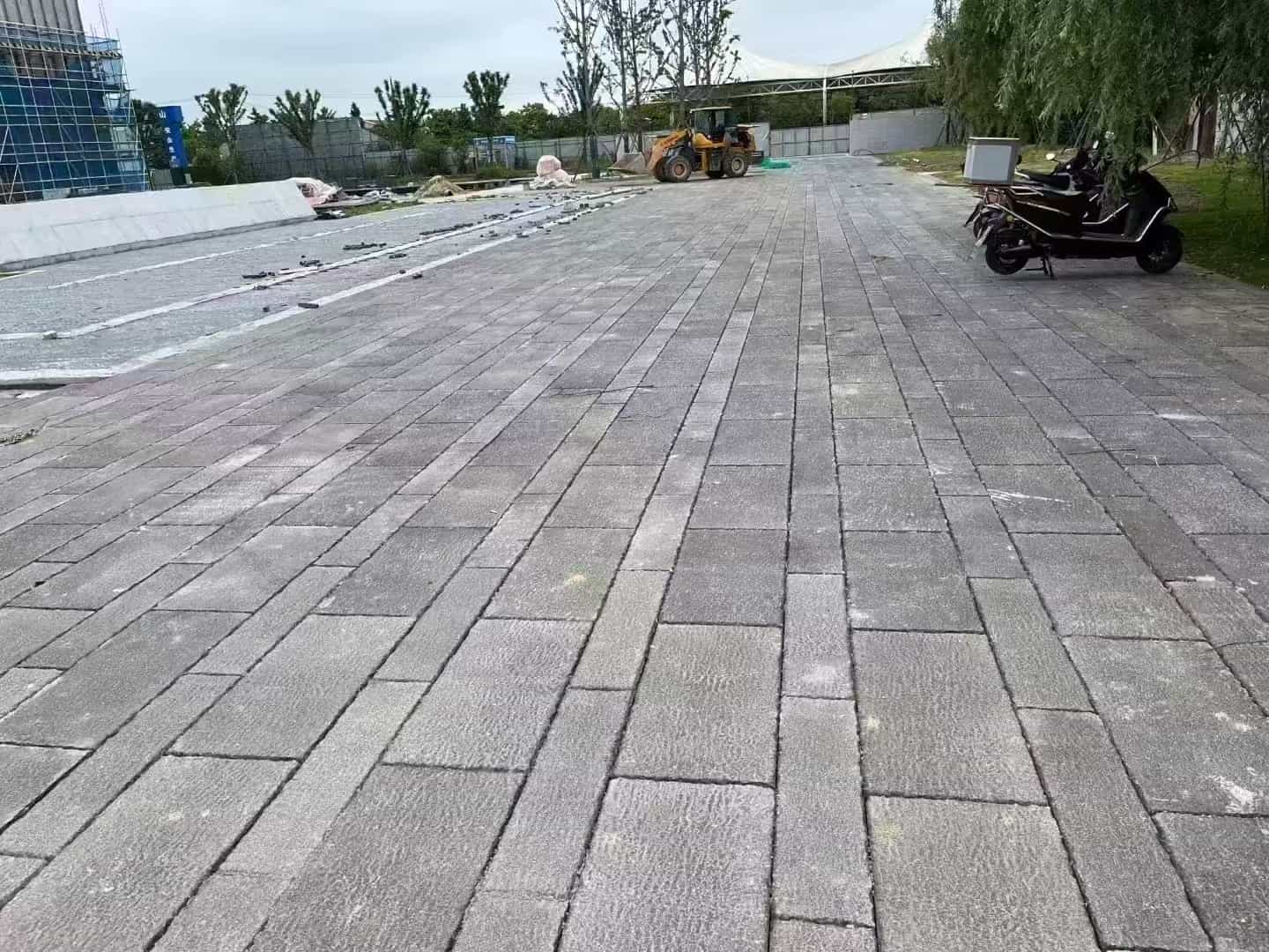 拉萨仿古石铺装效果