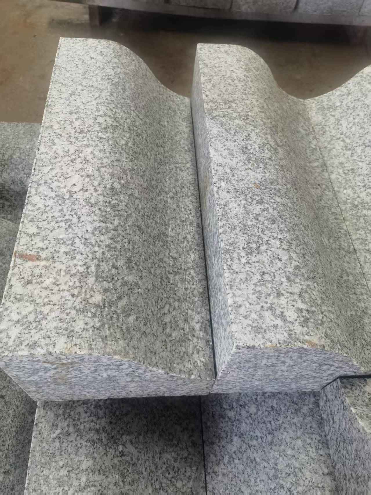 拉萨芙蓉白S型拉丝面路沿石