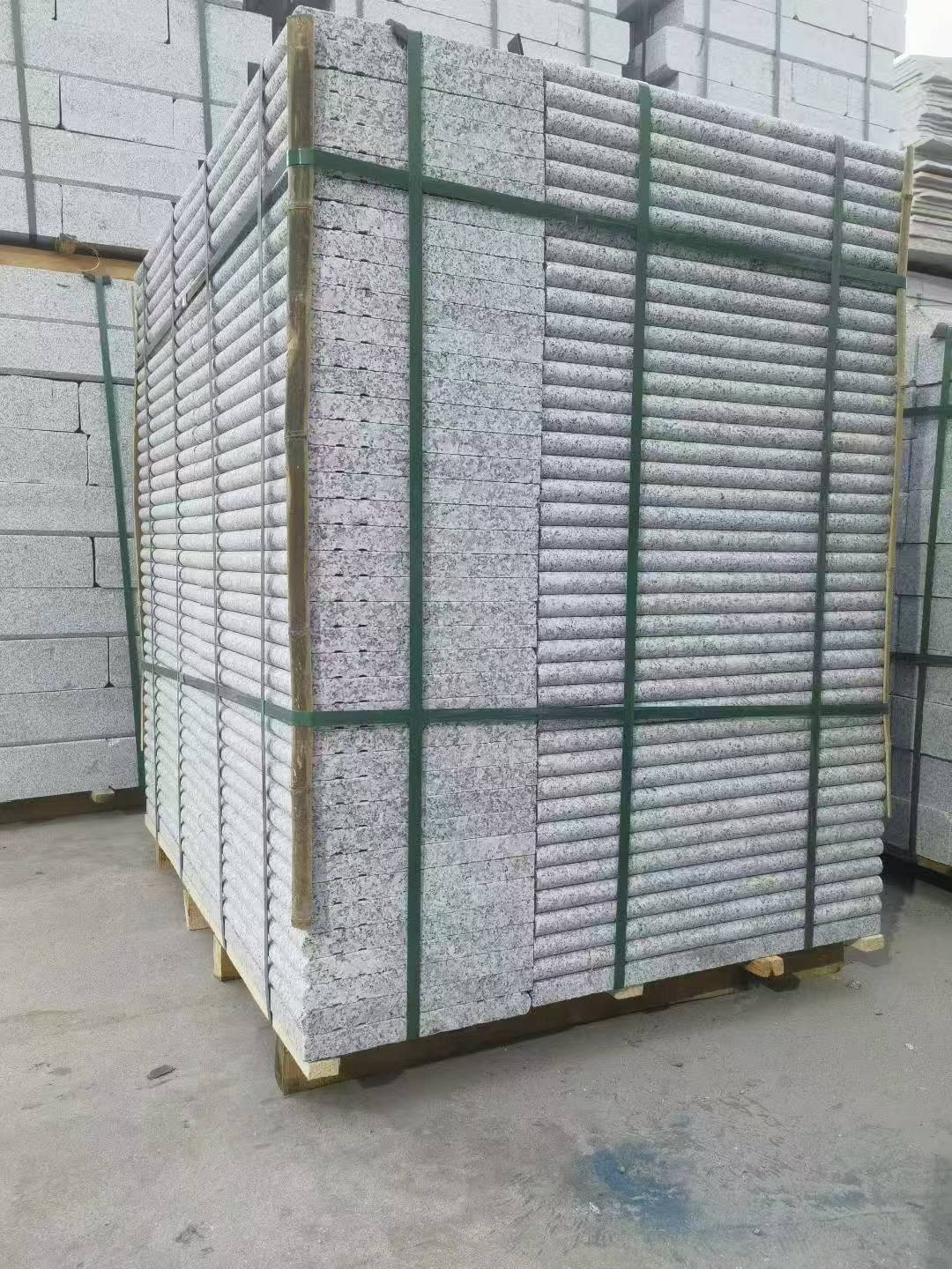 拉萨 芙蓉白3公分厚磨圆边、拉槽，楼梯踏步