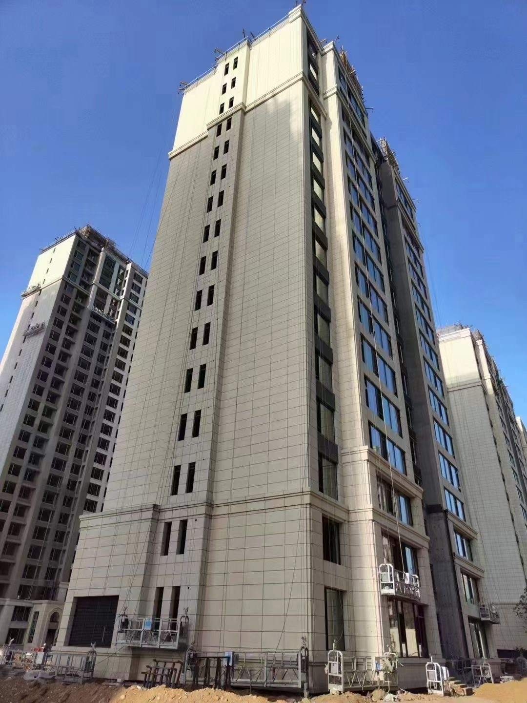 拉萨黄金麻高端小区，外墙干挂